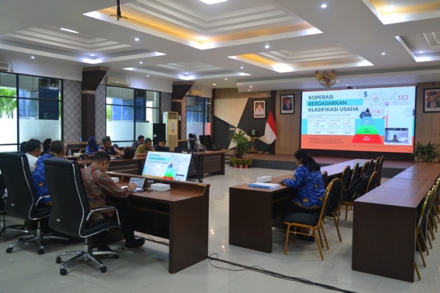 Diskop UKM Jatim Adakan Rapat Koordinasi Program Kredit Perbankan: Sinergi untuk Mendorong Perekonomian Daerah di Tahun 2025