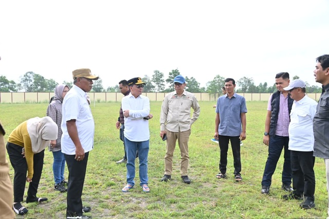Gubernur Kalteng Tinjau Stadion Tuah Pahoe, Tegaskan Komitmen Tingkatkan Prestasi Olahraga Daerah