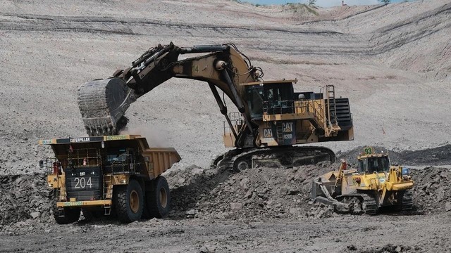 BUMA Perpanjang Kontrak Jangka Panjang Bersama Adaro Indonesia Tingkatkan Keberlanjutan Pertambangan