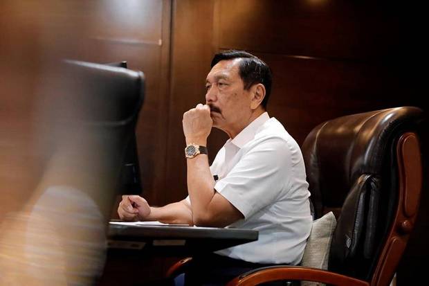 Luhut Dorong Digitalisasi Bansos untuk Penyaluran yang Lebih Akurat dan Efektif
