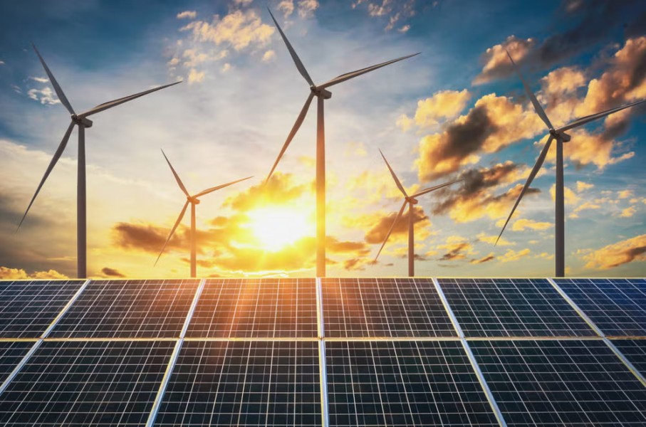 UEA Pimpin Revolusi Energi Bersih Dunia Lewat Proyek PLTS dan Baterai Raksasa