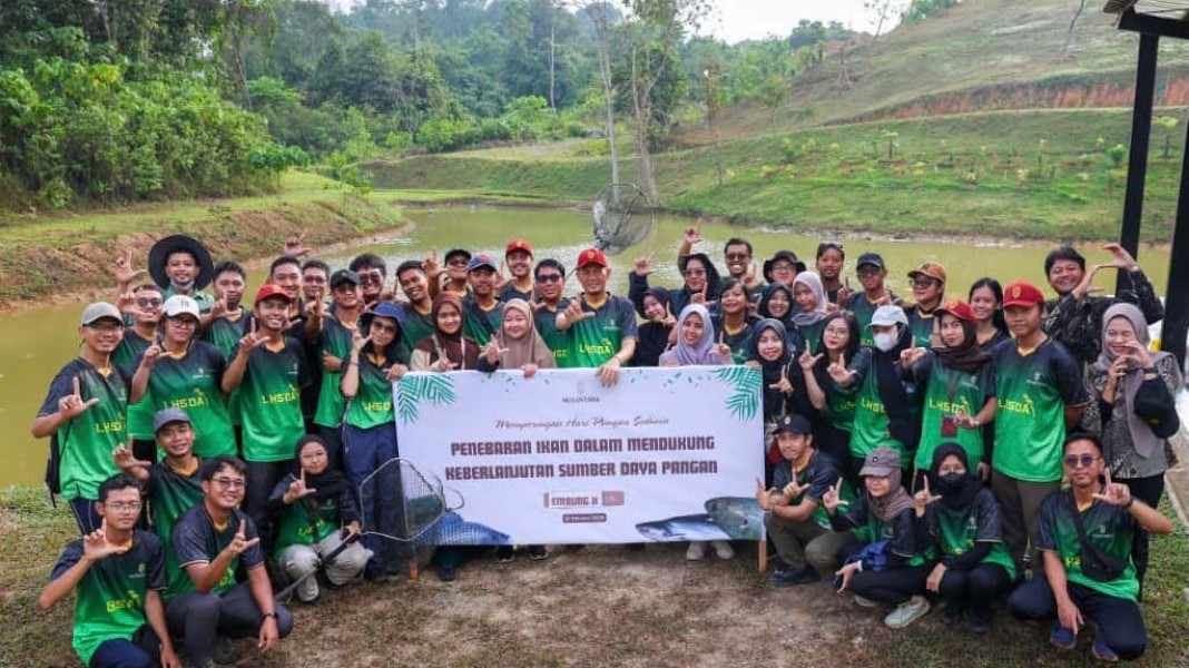 Otorita IKN Tebar Ribuan Benih Ikan untuk Perkuat Ketahanan Pangan Berkelanjutan