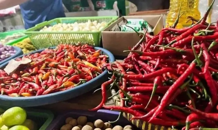 Harga Cabai Turun, Bawang dan Daging Naik Hari Ini