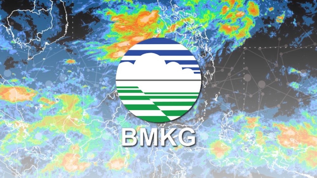 BMKG Riau: Waspada Hujan Lebat dan Angin Kencang Malam Ini