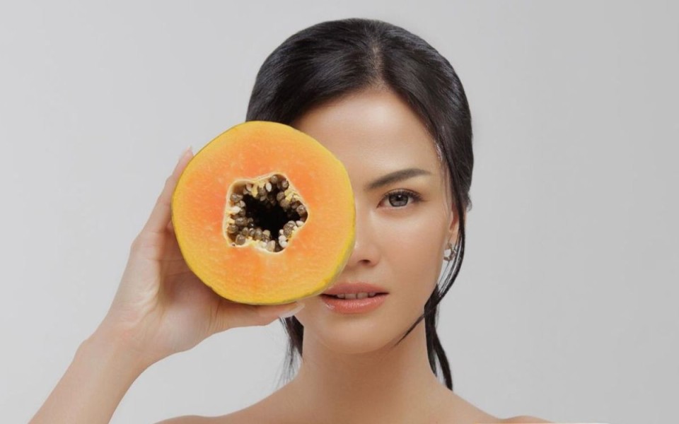 5 Buah Alami yang Wajib Dikonsumsi untuk Kulit Glowing dan Awet Muda