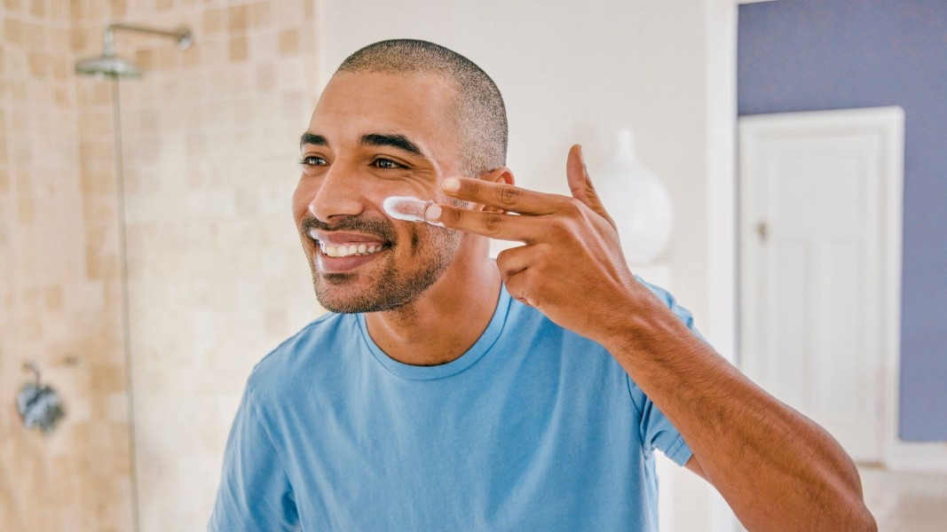 Tiga Tahap Skincare Pria Efektif Menurut Dokter, Tanpa Keribetan