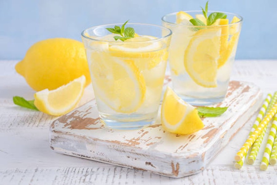 Efek Samping Air Lemon Harian yang Perlu Anda Ketahui, Ini Kata Ahli Gizi