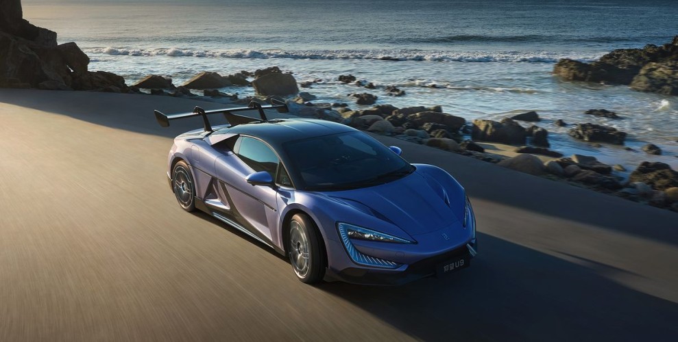 BYD Yangwang U9, Hyper EV Penantang Supercar