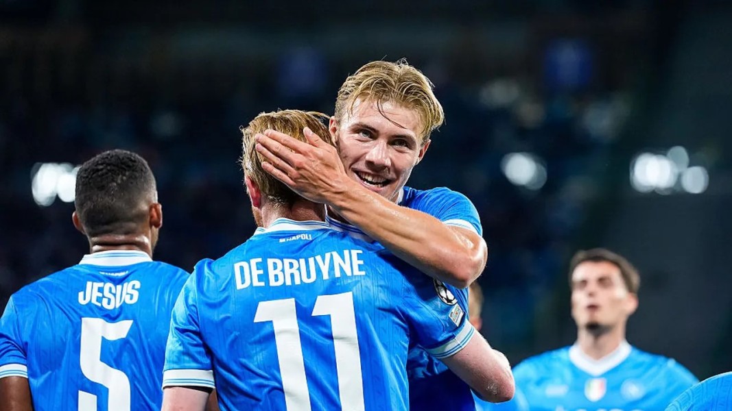 Rasmus Hojlund Temukan Ritme Permainan Ideal Bersama Napoli