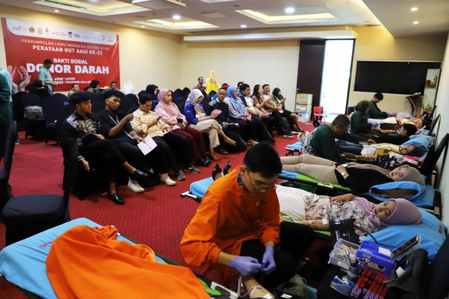 AAUI Rayakan HUT ke-23 dengan Program CSR Donor Darah dan Cek Kesehatan Gratis untuk Insan Perasuransian dan Masyarakat