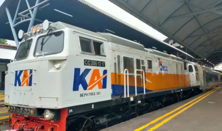 PT Kereta Api Indonesia (KAI) Daop 8 Surabaya Setor Pajak Rp32 Miliar ke Pemkot Surabaya