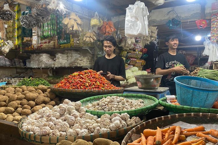 Update Daftar Harga Sembako Jawa Timur 19 Desember 2025