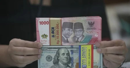 Kurs Dolar AS di BCA dan 7 Bank Besar Lainnya Hari Ini, 7 Mei 2025: Rupiah Menguat Tipis