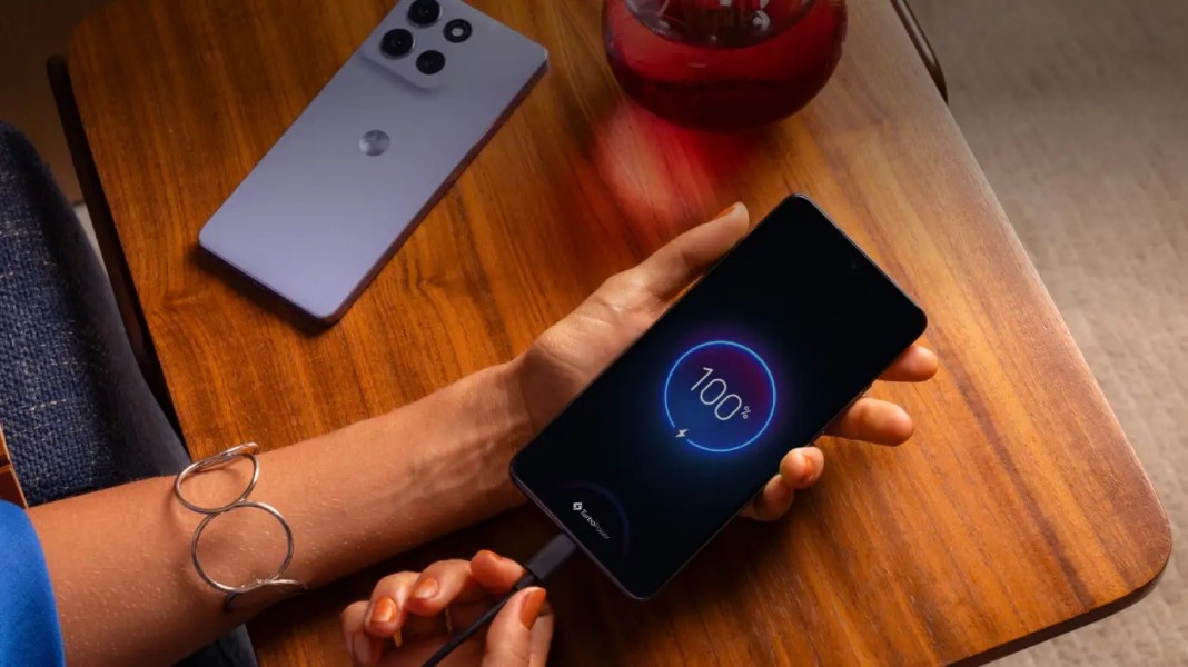 Motorola G86 Power Baterai Tahan Lama