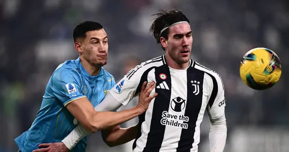 Lecce Jadi Penantang Serius Jay Idzes di Bursa Transfer Liga Italia