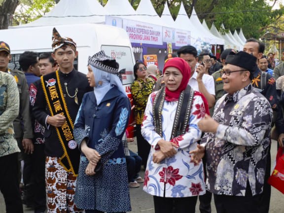 Gubernur Khofifah Serukan Penguatan Koperasi sebagai Pilar Ekonomi Kerakyatan