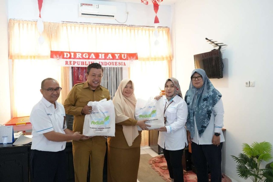 Pemkab Kukar Salurkan Santunan BPJS Ketenagakerjaan dan Bantuan Sembako pada Peringatan May Day 2025