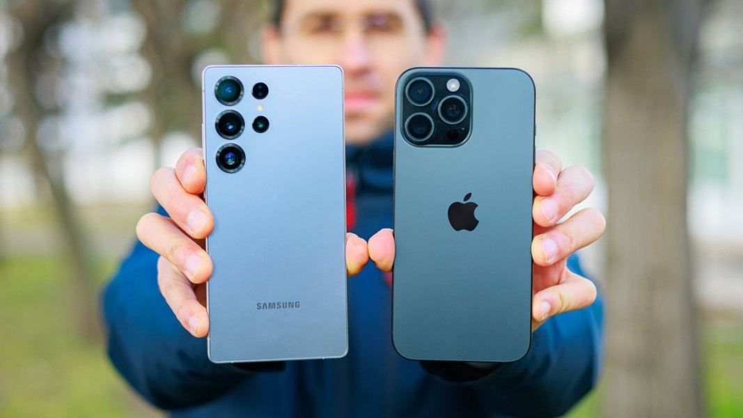 Samsung S25 Ultra vs iPhone 16 Pro Max adalah Duel Smartphone Flagship Terbaik
