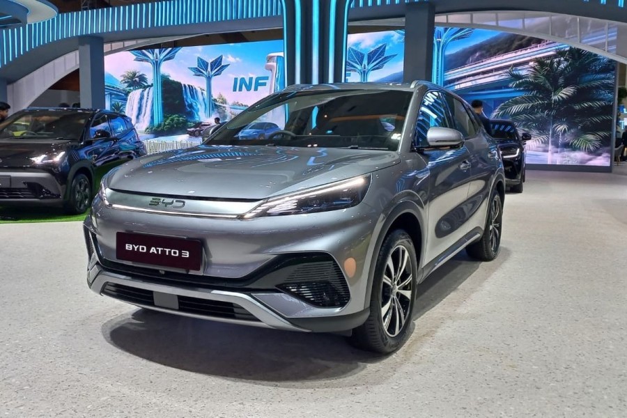 BYD Pamerkan Deretan Mobil Listrik Terbaik di IIMS 2026
