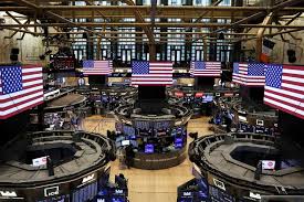 Wall Street Merosot Tajam Usai Ancaman Tarif Trump ke China