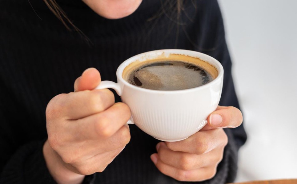 Waspadai Efek Kafein Berlebih yang Bisa Mengganggu Tubuh Wanita Aktif