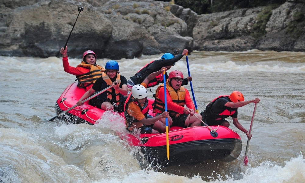 Arung Jeram Kini Minat Tinggi Wisatawan