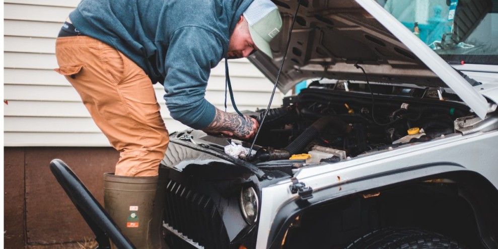 Panduan Memilih Bengkel Mobil Cimahi yang Profesional dan Terpercaya