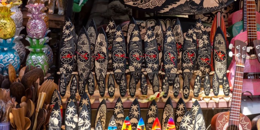 10 Rekomendasi Oleh Oleh Bali dan Harganya (Terbaru 2026)