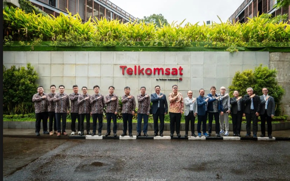 Telkomsat Gandeng China Telecom Perkuat Konektivitas Satelit Nasional
