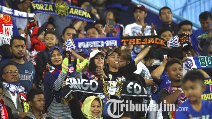 Nonton Bareng Liga 1: Aremania Kepanjen Bersatu Dukung Arema FC Raih Kemenangan atas PSS Sleman