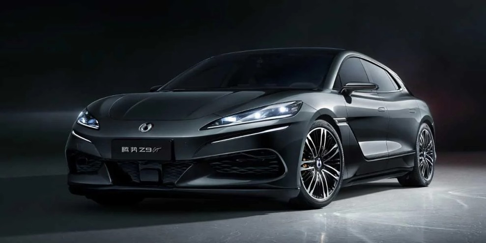 Mobil Listrik BYD Denza Z9 GT Siap Hadir dengan Fitur Premium Tangguh