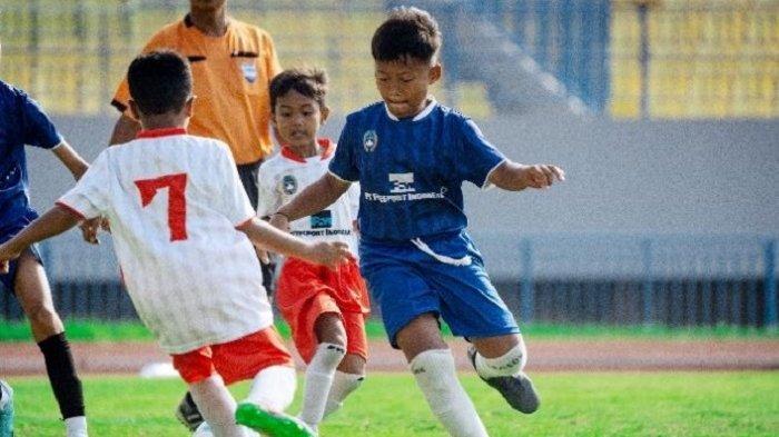 PT Freeport Indonesia Dukung Pengembangan Talenta Muda Sepak Bola Lewat Freeport Grassroots Tournament 2025
