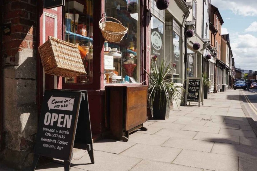 Mengenal Outlet Adalah: Pengertian, Jenis, dan Fungsinya dalam Bisnis