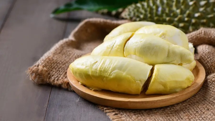 Pecinta Durian Wajib Tahu Enam Tempat Makan Durian 24 Jam di Medan