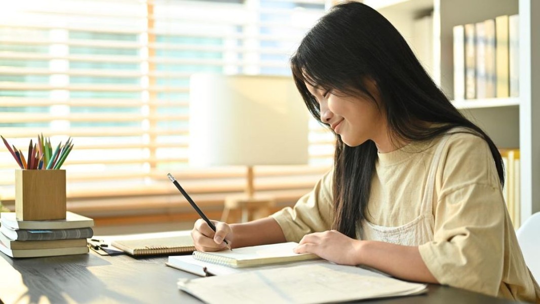 Tutorial Cara Belajar Efektif di Rumah yang Bisa Diterapkan