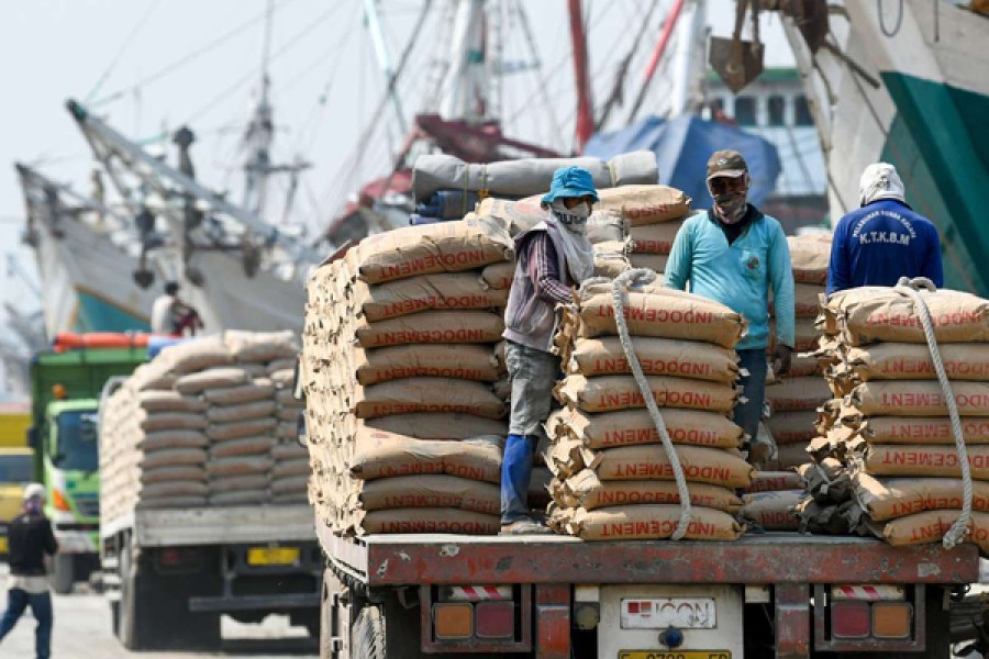 Target Penjualan White Clay Semen Baturaja Capai Rp30 Miliar Tahun Ini