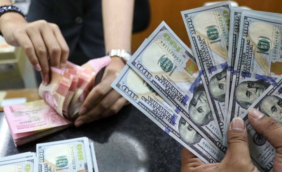 Rupiah Menguat, Kurs Dolar AS di Empat Bank Besar Stabil