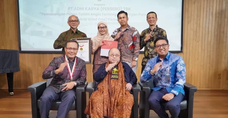 Jasa Marga Raih MURI Berkat Hybrid Wind