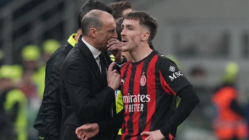 Strategi Massimiliano Allegri Bangun Serangan AC Milan Lewat Struktur Build Up Taktis Modern