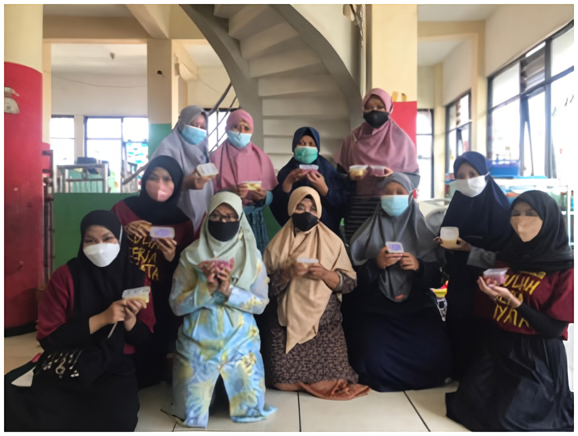 UMKM Tangguh Lewat Pelatihan Mahasiswa UM Surabaya