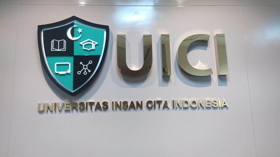 UICI Dorong Pendidikan Menembus Batas Ruang dan Waktu di Era Digital