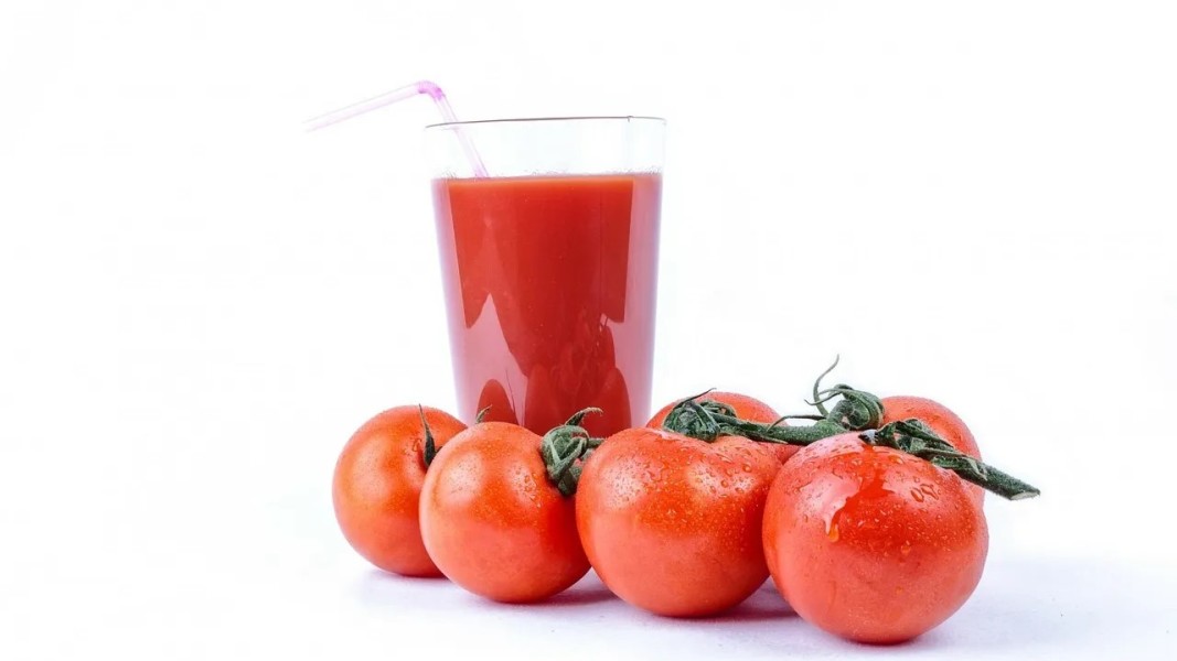 7 Manfaat Sehat Minum Jus Tomat Setiap Hari untuk Tubuh Optimal