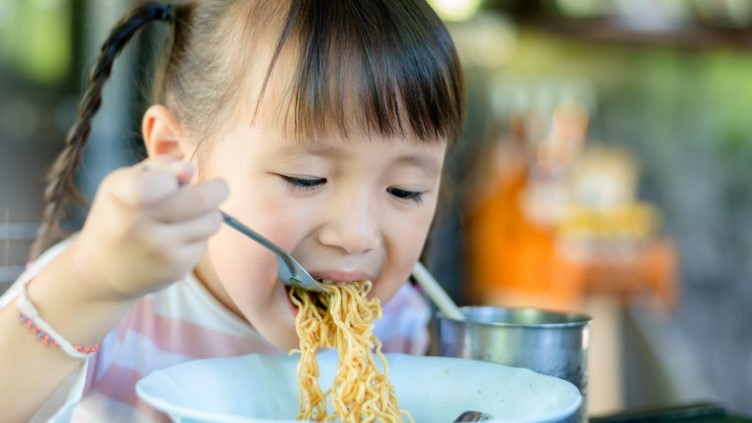 Cara Aman dan Bijak Konsumsi Mi Instan Tanpa Mengganggu Kesehatan Tubuh