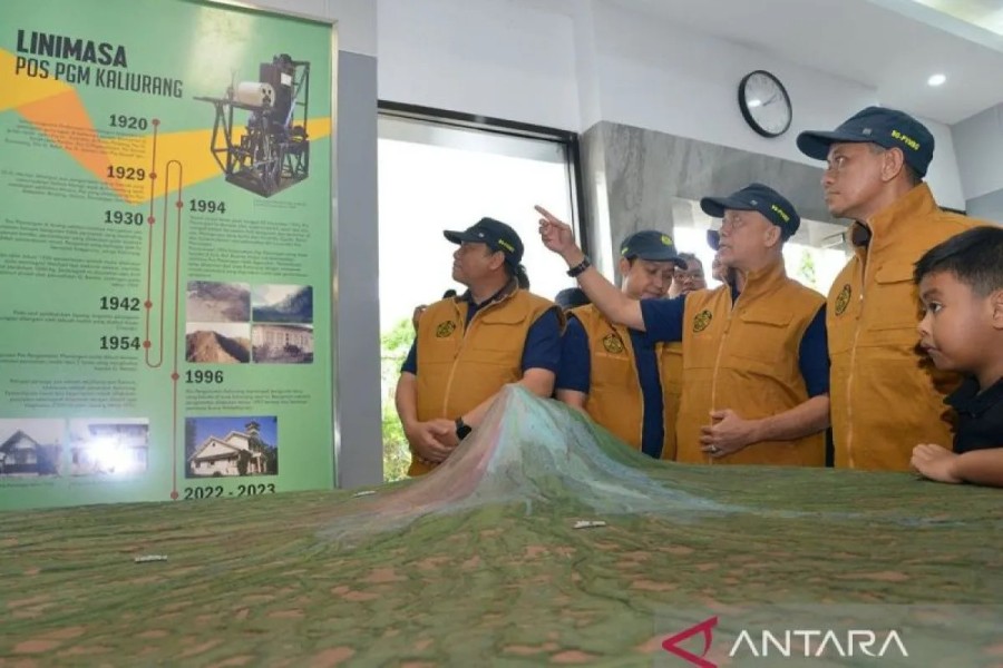 Kementerian ESDM Pastikan Keamanan Geologi Selama Libur Natal dan Tahun Baru: Tujuh Gunung Api di Status Siaga