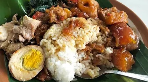 12 Rekomendasi Nasi Koyor Semarang dengan Cita Rasa Gurih Autentik yang Wajib di Coba