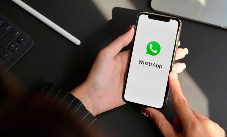 WhatsApp Luncurkan Fitur Paket Stiker, Pengguna Kini Bisa Membuat dan Membagikan Stiker Sendiri Tanpa Aplikasi Tambahan