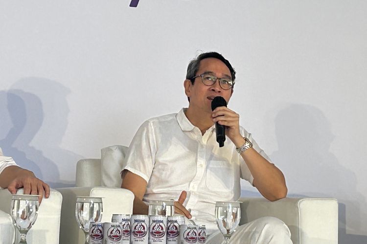 Henry Manampiring Bagikan Cara Efektif Atasi Burnout Modern
