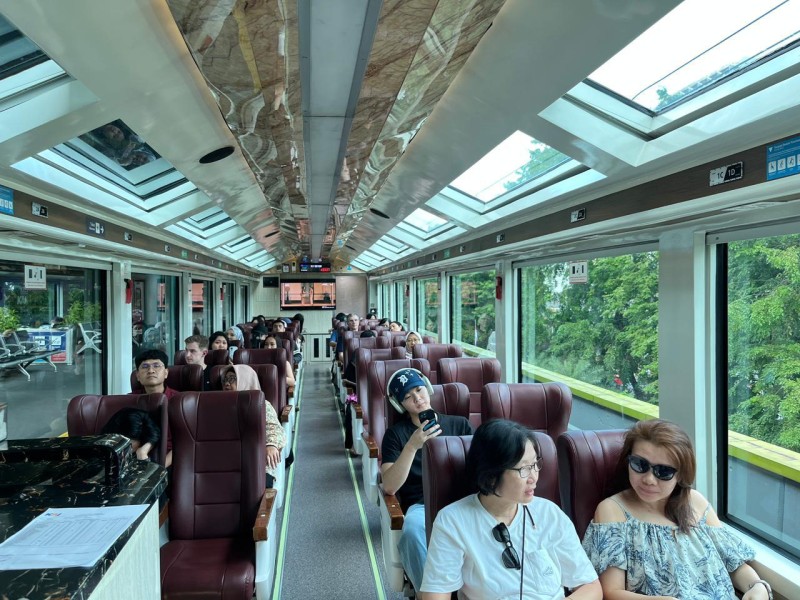 162.910 Pelanggan Nikmati Layanan KAI Wisata Selama Nataru 2025/2026