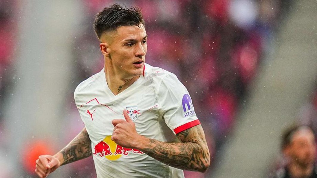 Benjamin Sesko Jadi Rebutan Panas Manchester United dan Newcastle
