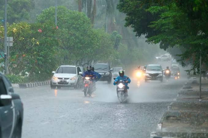 BMKG Pekanbaru Peringatkan Potensi Cuaca Ekstrem di Provinsi Riau